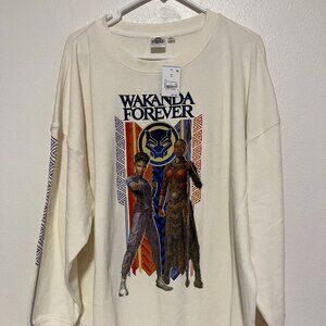 WAKANDA FOREVER Black Panther L/S SWEATSHIRT Medium PULLOVER/NWT